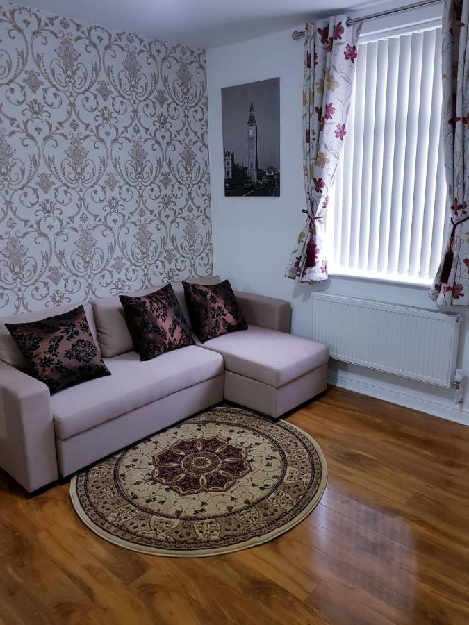 Knutsford House Holidays Manchester Exterior foto
